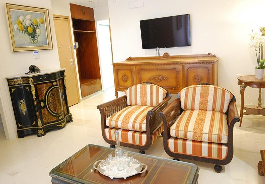 Heraklion Center Boutique 3 Bedroom Apartment Penelope Buitenkant foto